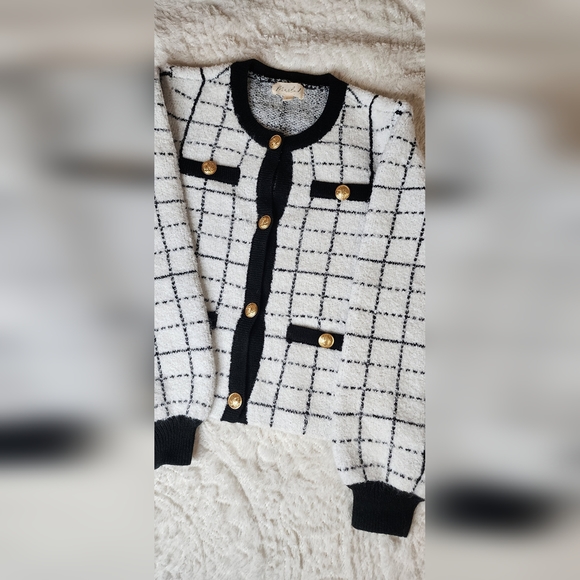 Marled Sweater that Opens in front - Picture 8 of 8